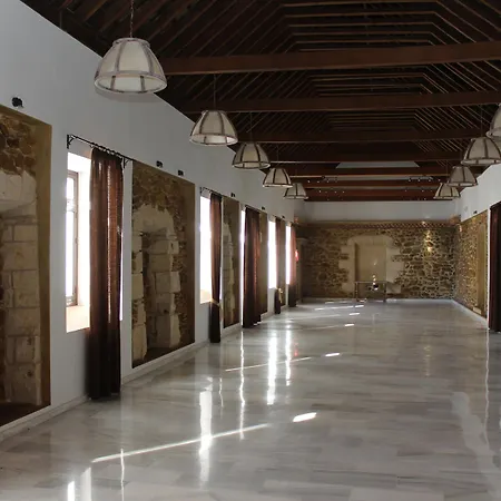 Tugasa Convento San Francisco Hotel 3*