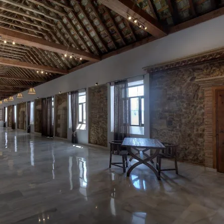 Tugasa Convento San Francisco Hotel 3*