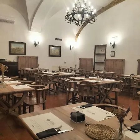 Tugasa Convento San Francisco Hotell 3*