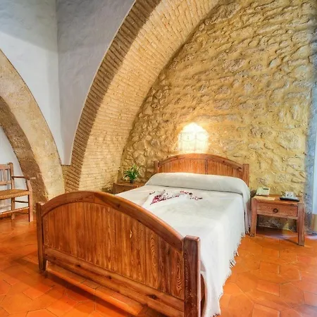 Tugasa Convento San Francisco 3*